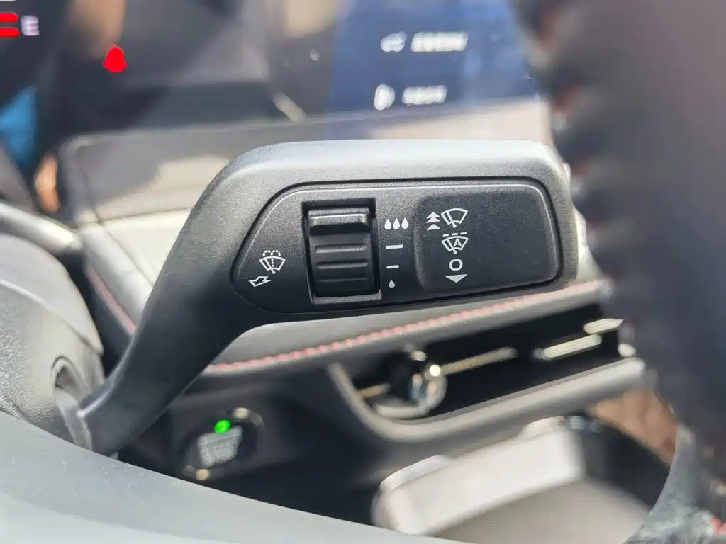 Ford Mondeo — миниатюра 25