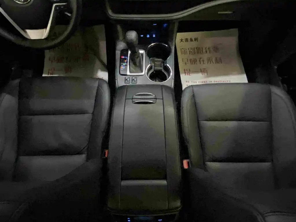 Toyota Highlander — миниатюра 11