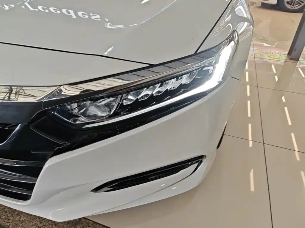 Honda Accord — миниатюра 24