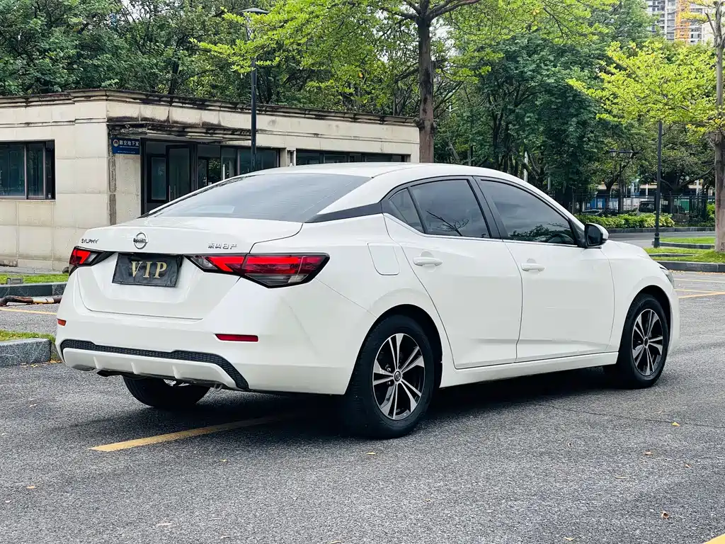 Nissan Sylphy — миниатюра 4