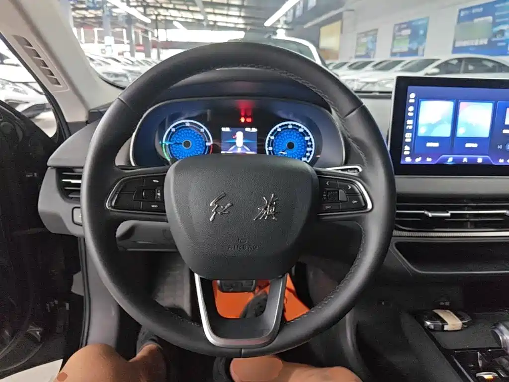Hongqi Hongqi E-QM5 — миниатюра 11