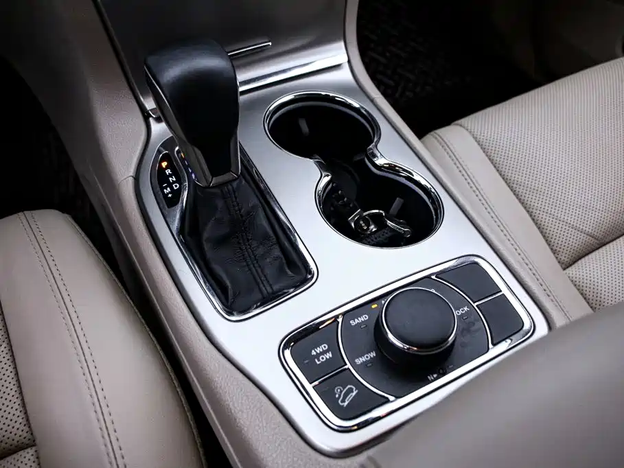 Jeep Grand Cherokee (Import) — миниатюра 10