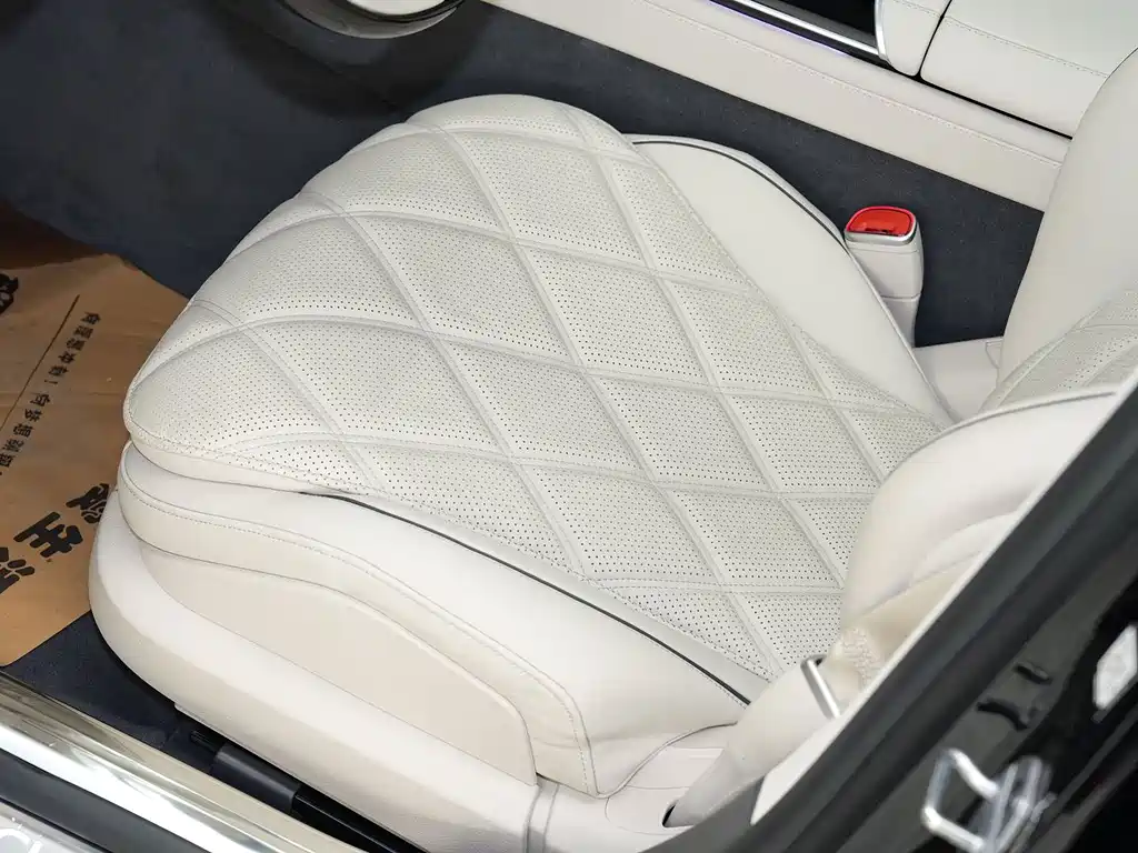Mercedes-Benz S-Class — миниатюра 9