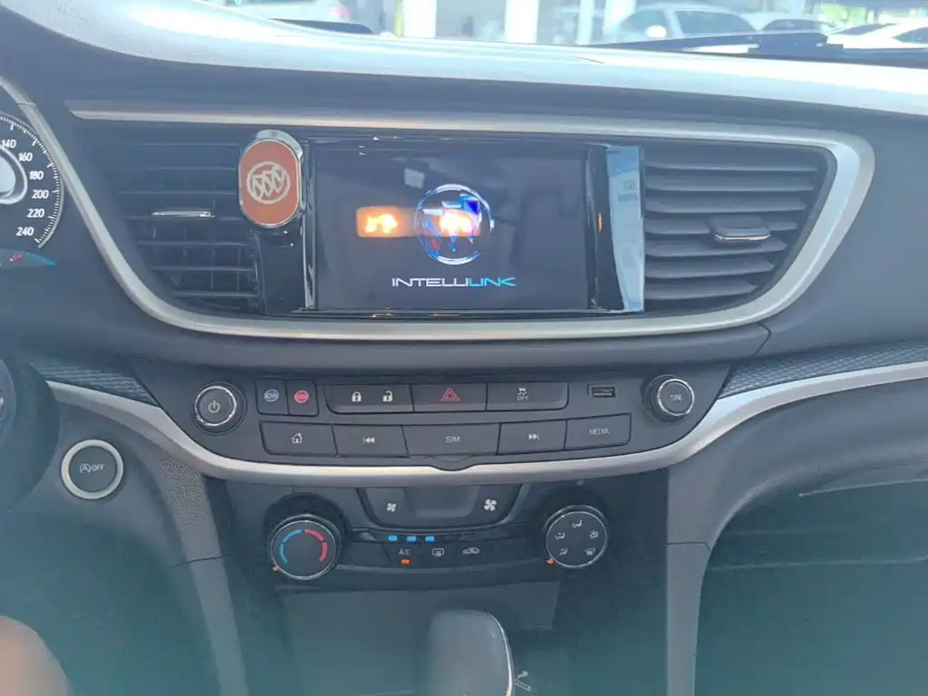 Buick Excelle — миниатюра 13