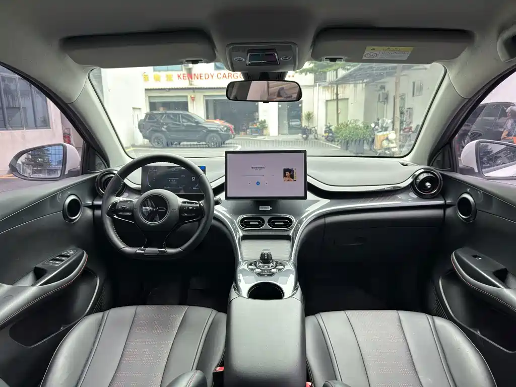 BYD e2 — миниатюра 5