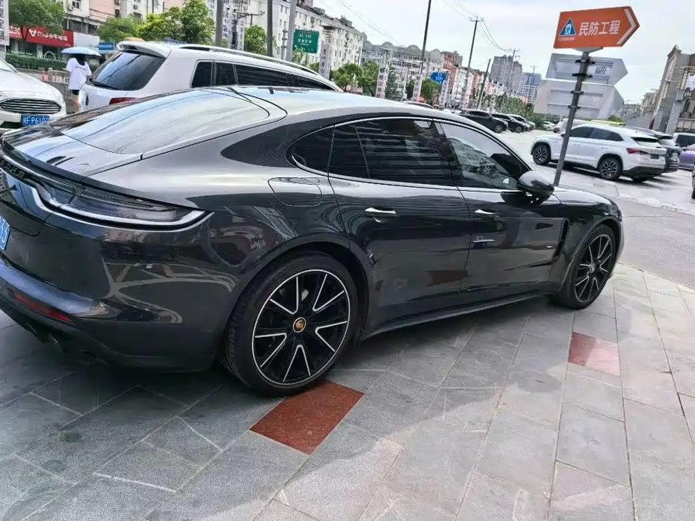 Porsche Panamera — миниатюра 4
