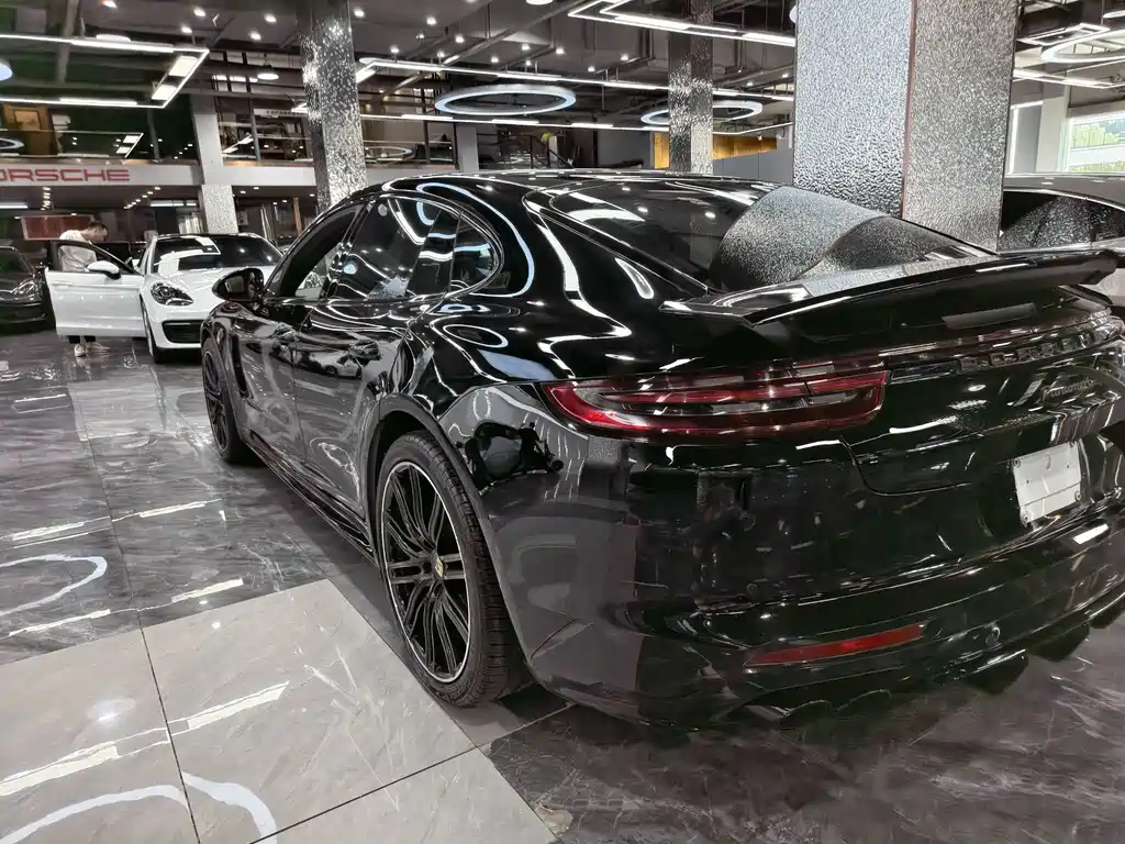 Porsche Panamera — миниатюра 11