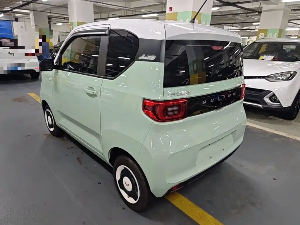 Wuling MINIEV — миниатюра 5