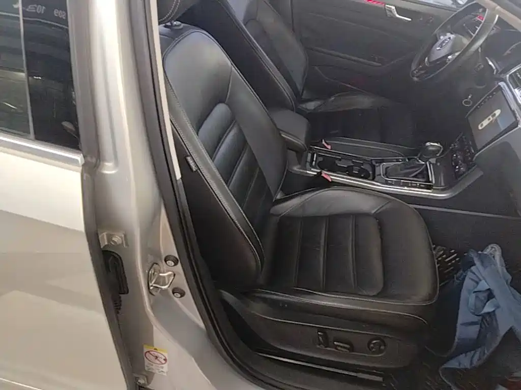 Volkswagen Passat — миниатюра 25
