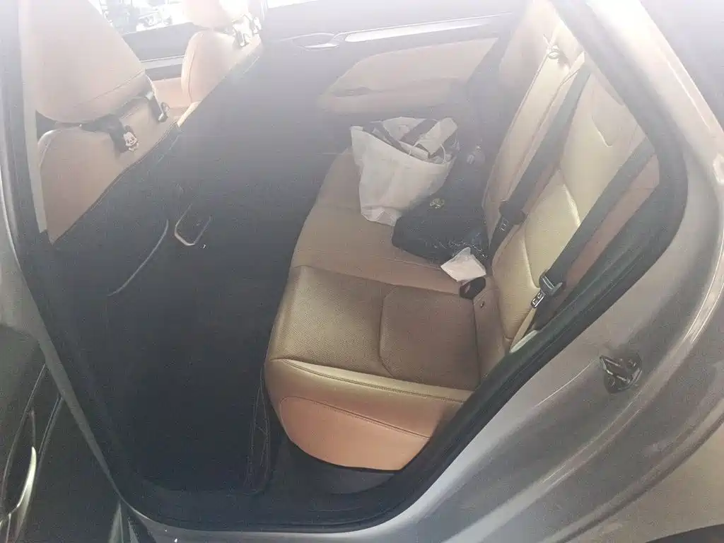 Geely L HiP — миниатюра 14