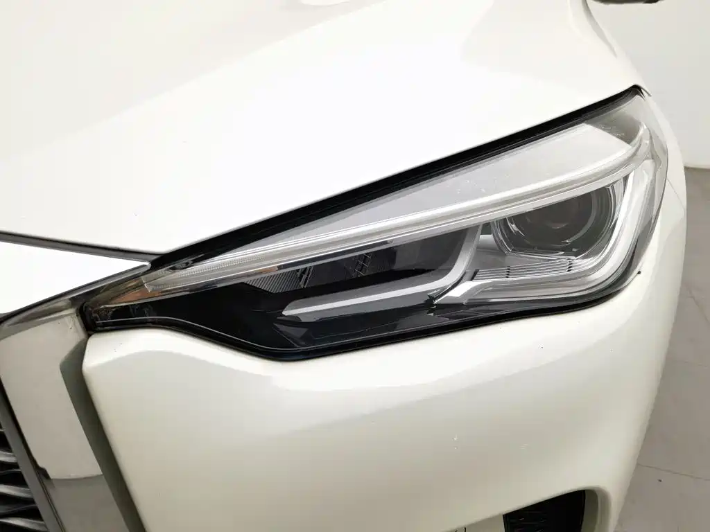 Infiniti QX50 — миниатюра 7