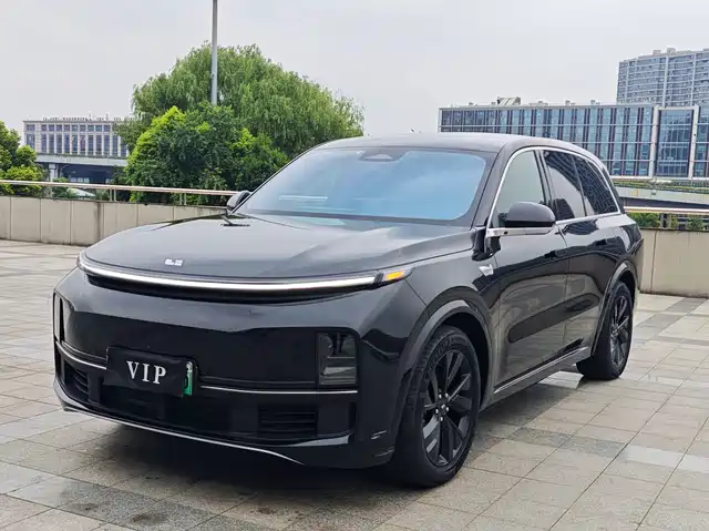 Li Auto L8
