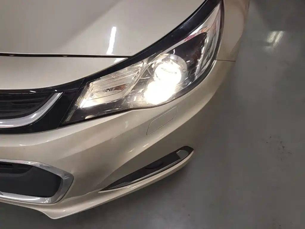 Chevrolet Malibu — миниатюра 24