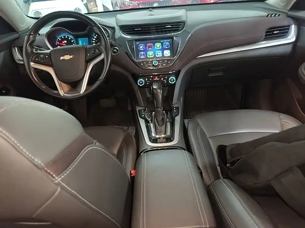Chevrolet Malibu — миниатюра 10