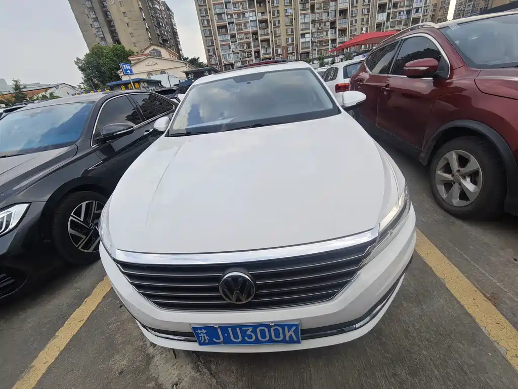 Volkswagen Lavida — миниатюра 2