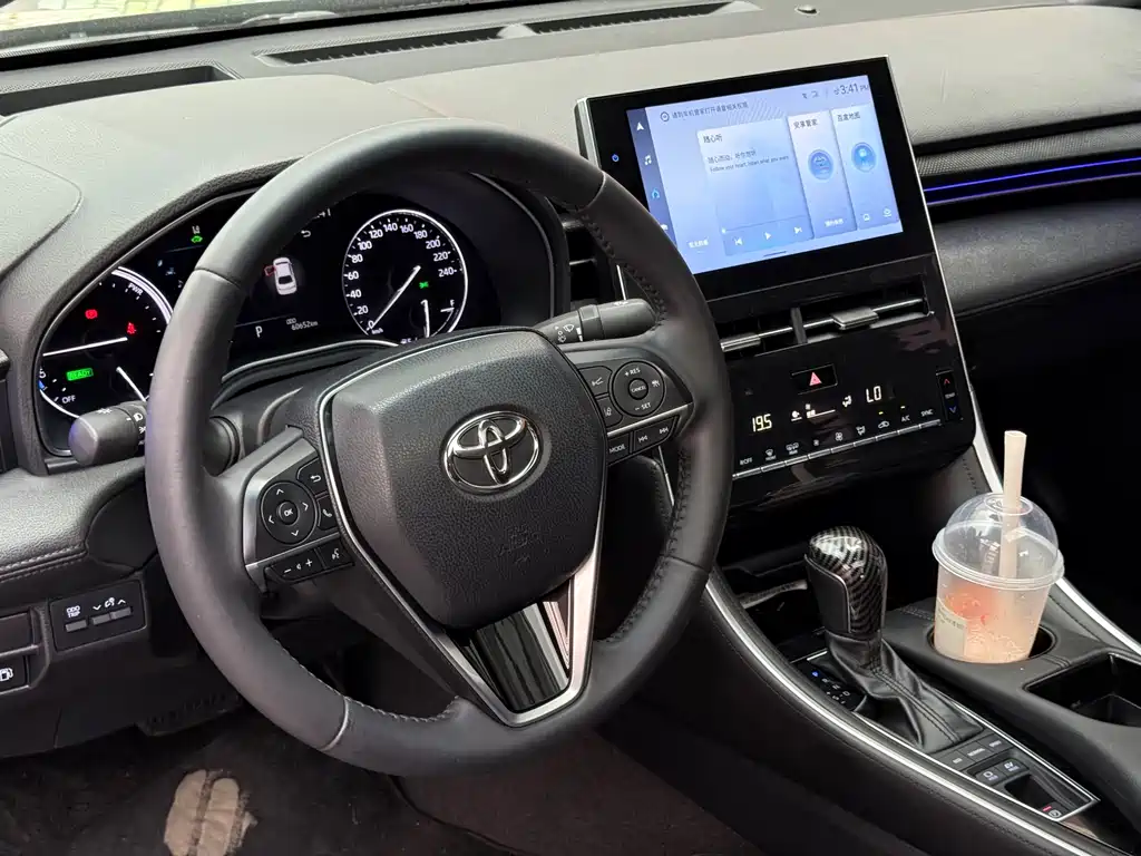 Toyota Avalon — миниатюра 5