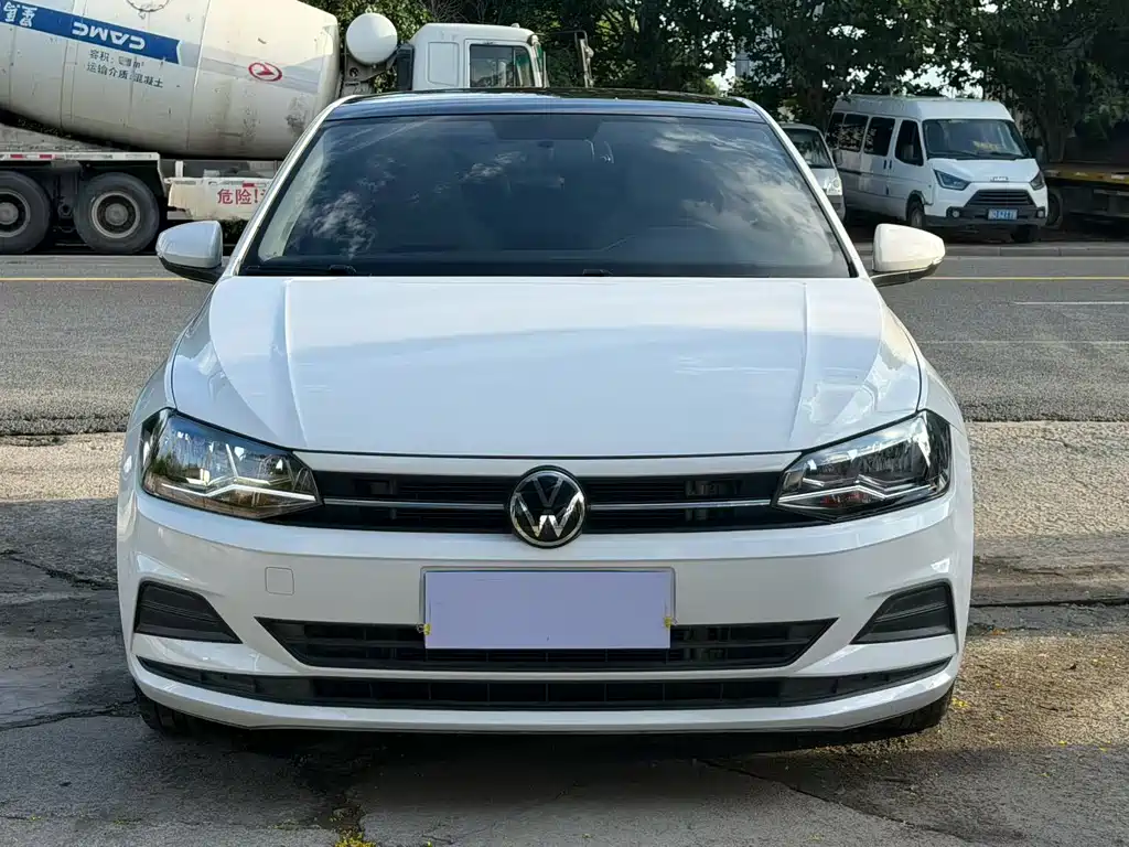 Volkswagen Polo — миниатюра 2