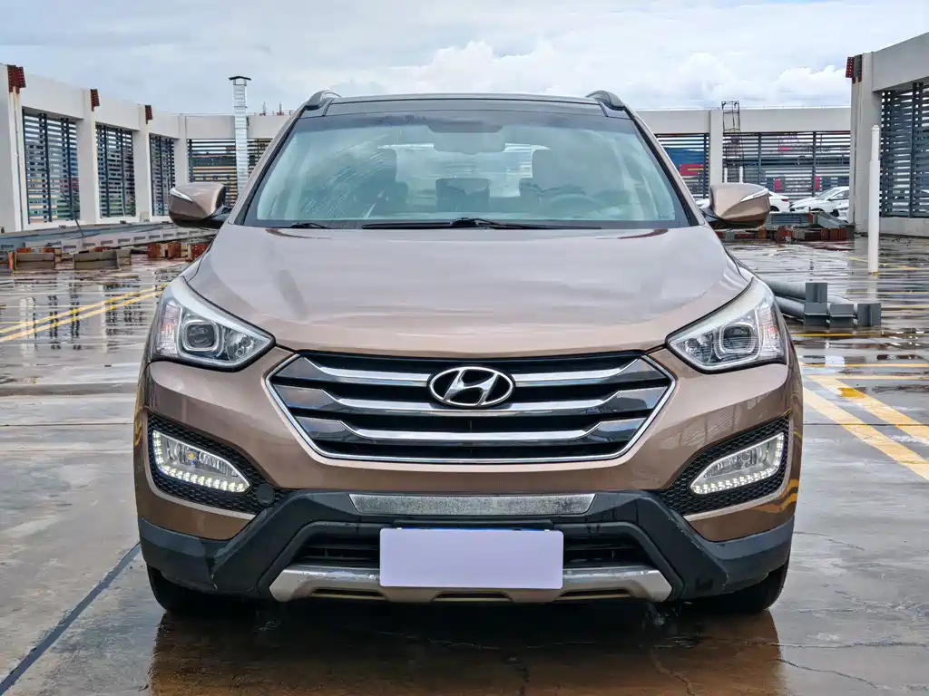 Hyundai Santa Fe — миниатюра 2