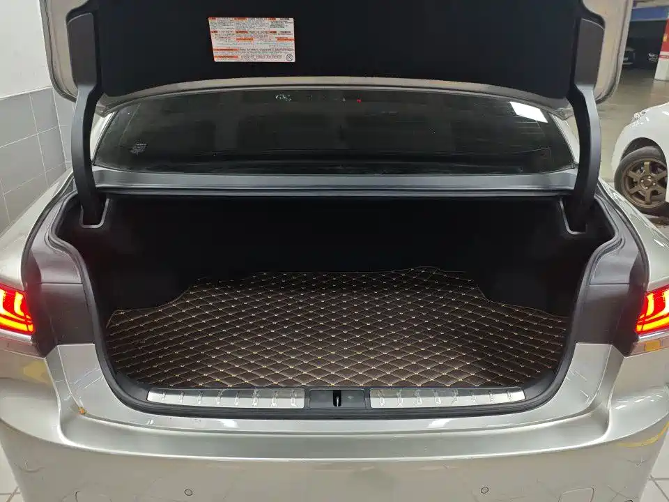 Lexus LS 2020 500h VI