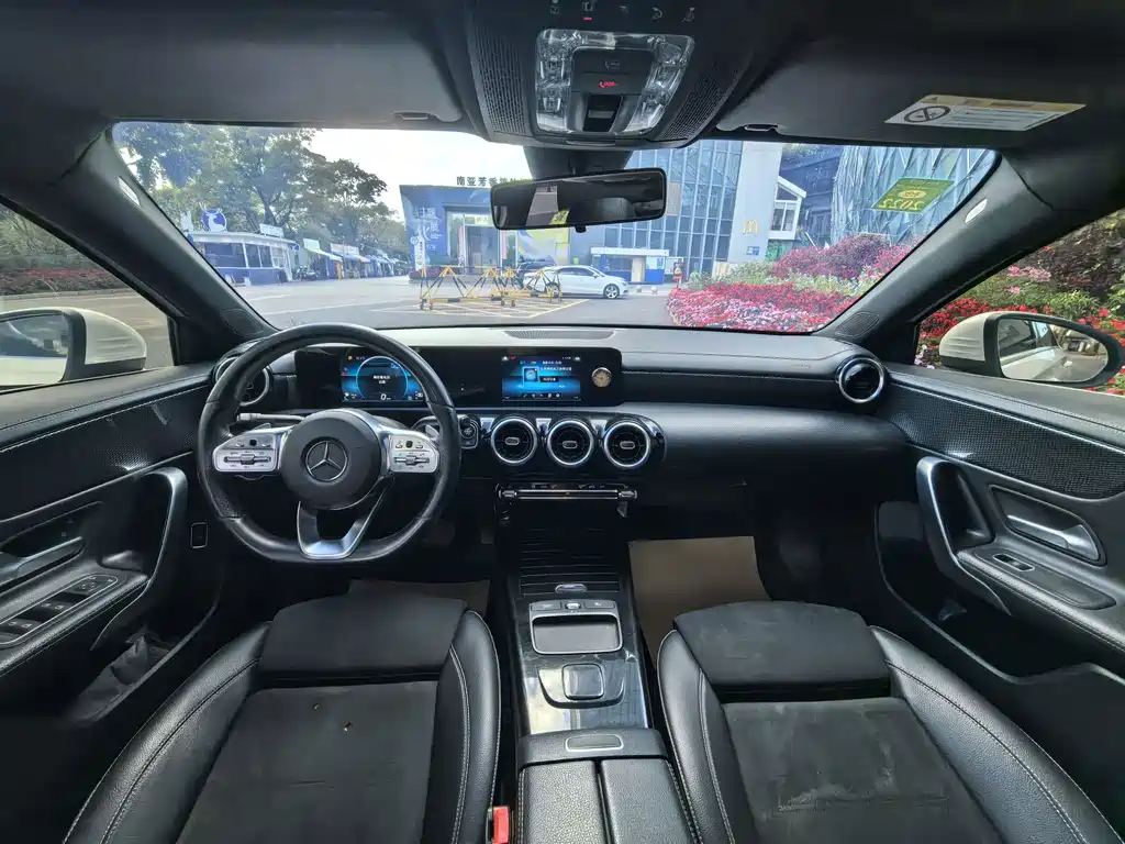 Mercedes-Benz A-Class — миниатюра 5