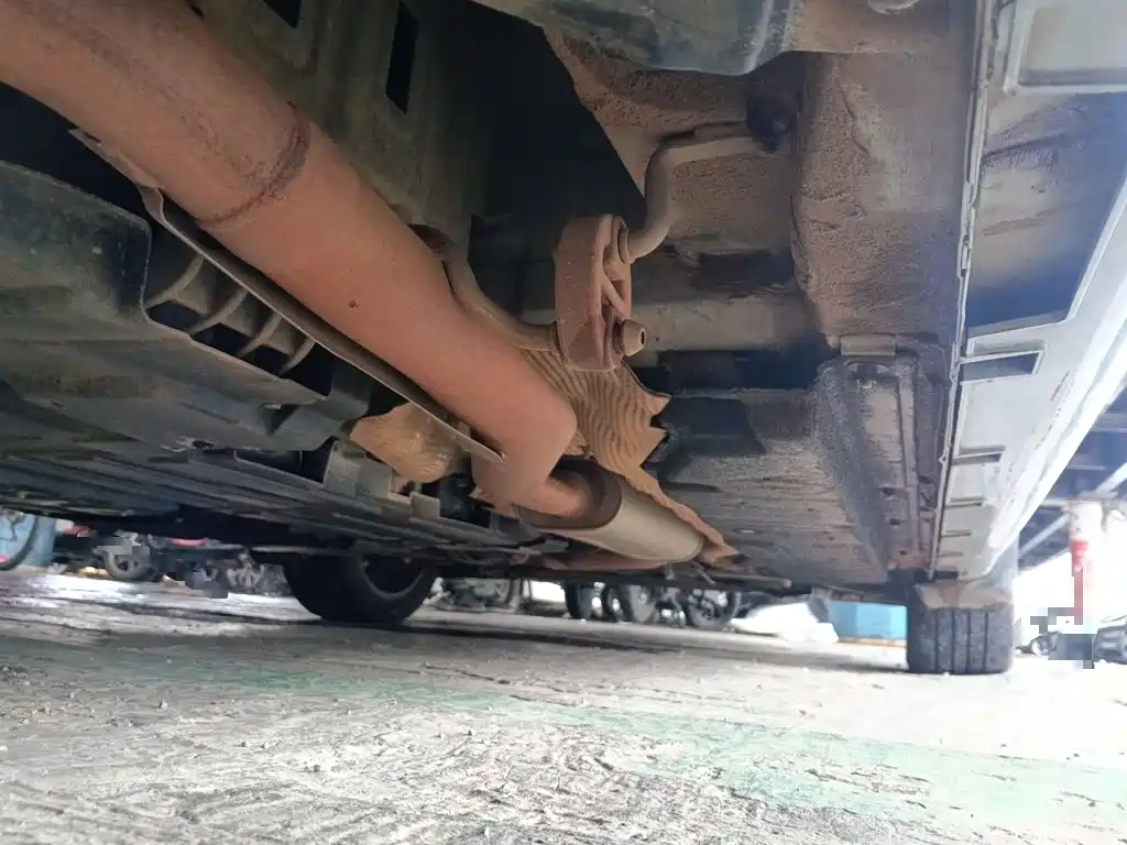 Geely L HiP — миниатюра 19
