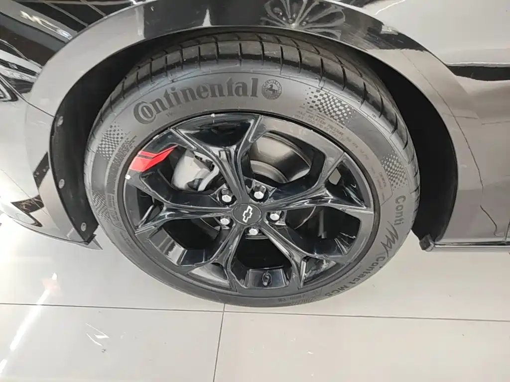 Chevrolet Malibu XL — миниатюра 23
