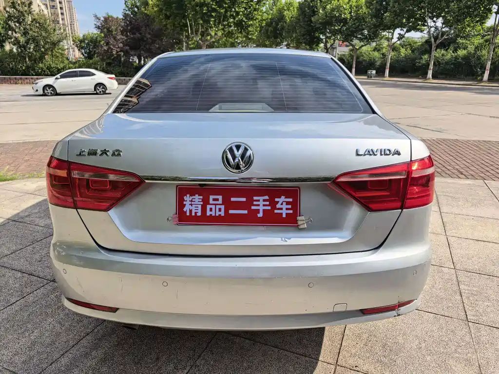 Volkswagen Lavida — миниатюра 7