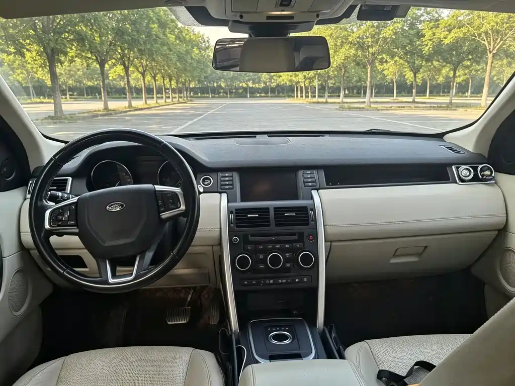 Land Rover Discovery Sport — миниатюра 6
