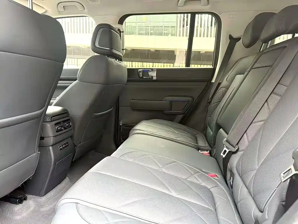 FANG CHENG BAO LEOPARD 5