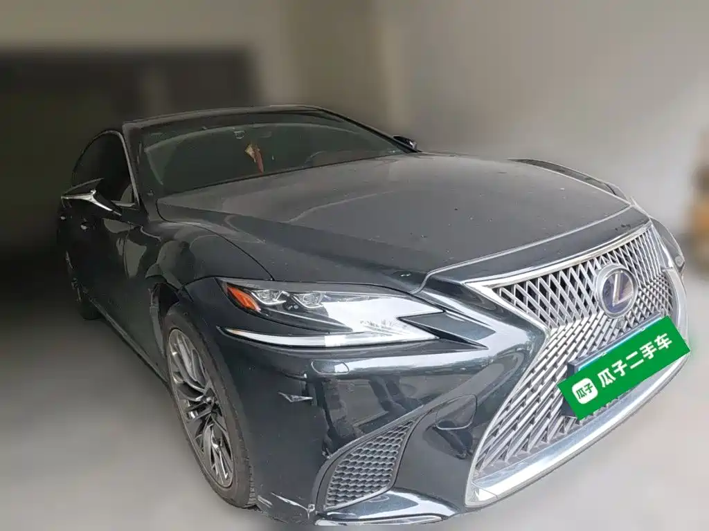 Lexus LS — миниатюра 24