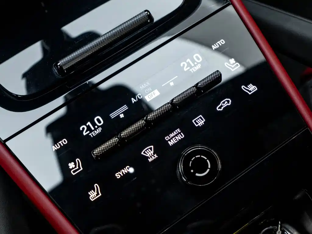 Porsche Cayenne — миниатюра 19