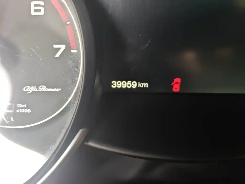 Alfa Romeo Giulia — миниатюра 8