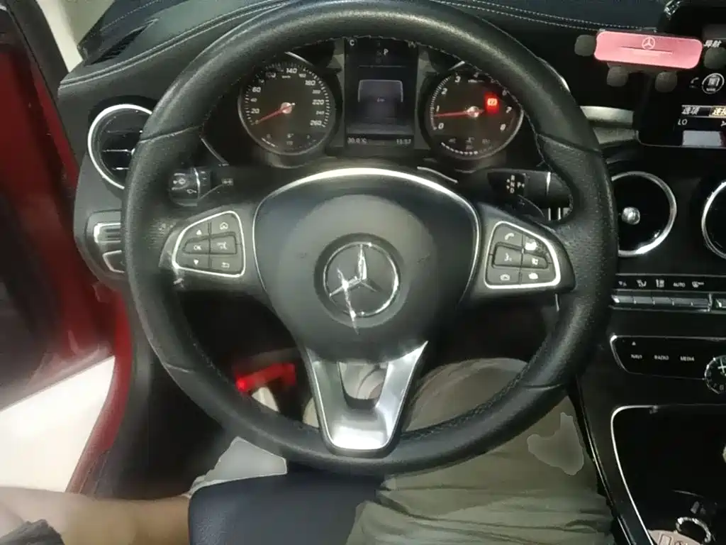 Mercedes-Benz C-Class — миниатюра 11