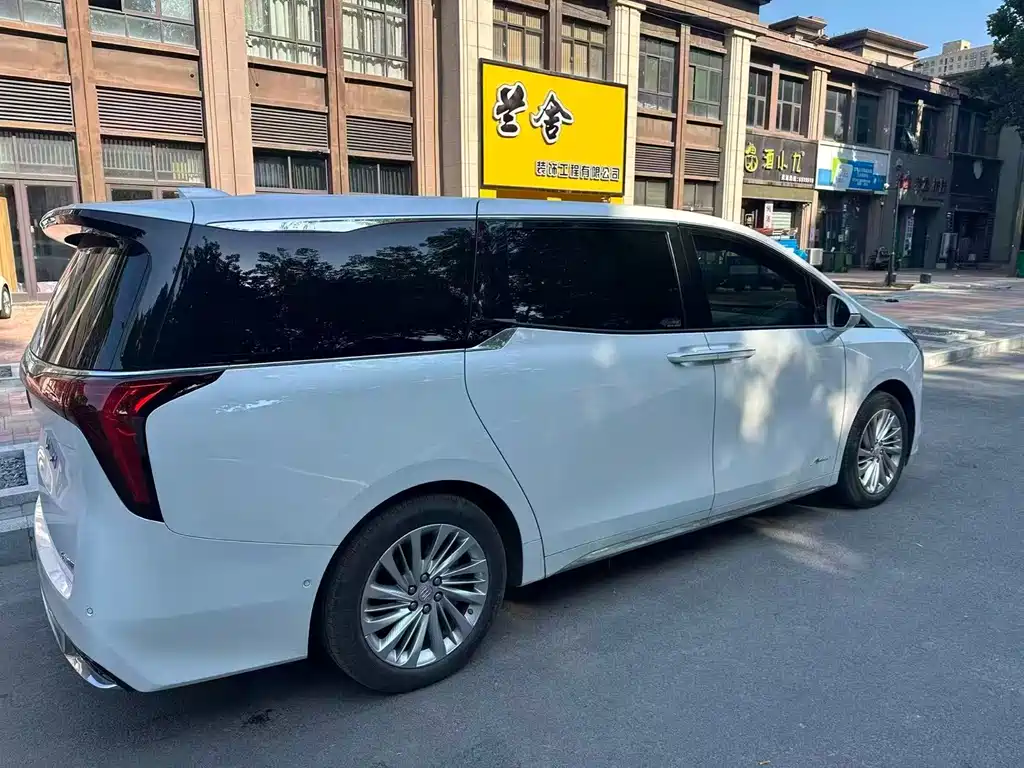 Buick Century 2023 2.0T мест