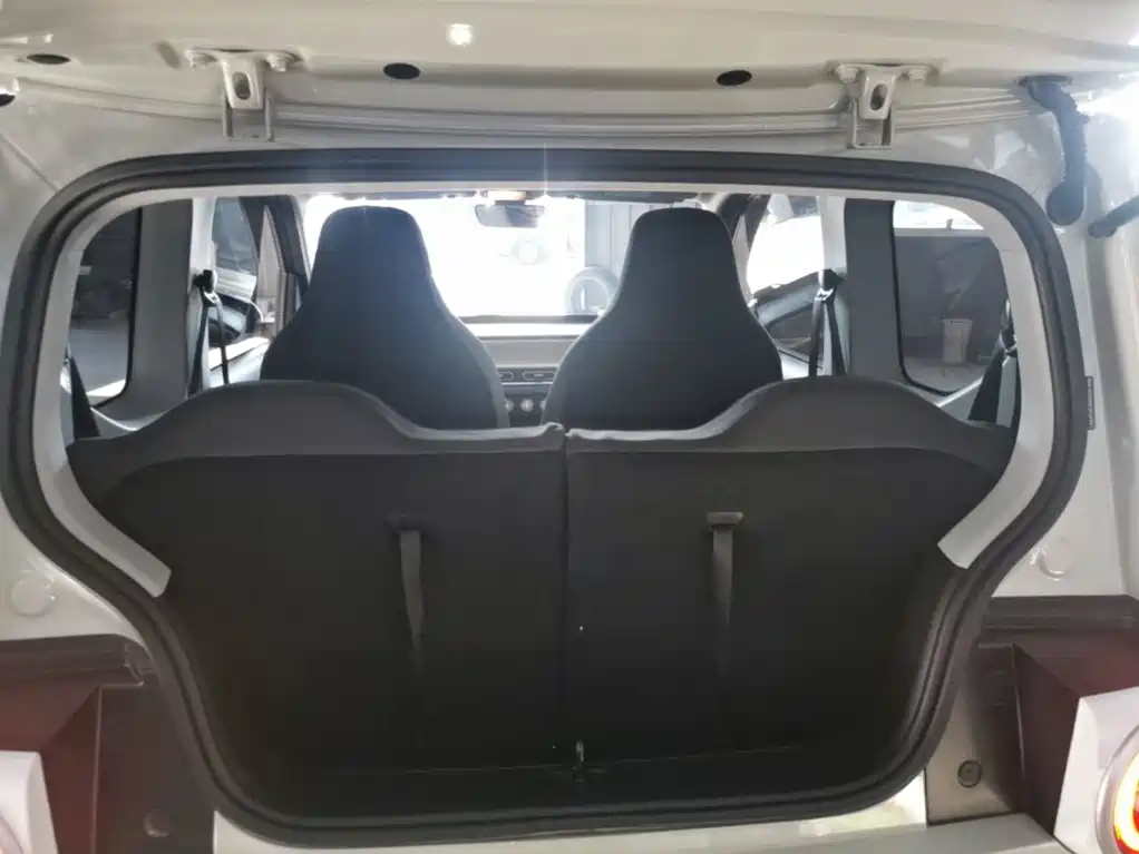 Wuling MINIEV — миниатюра 19
