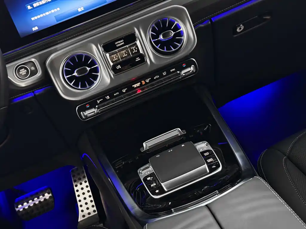 Mercedes-Benz G-Class — миниатюра 8
