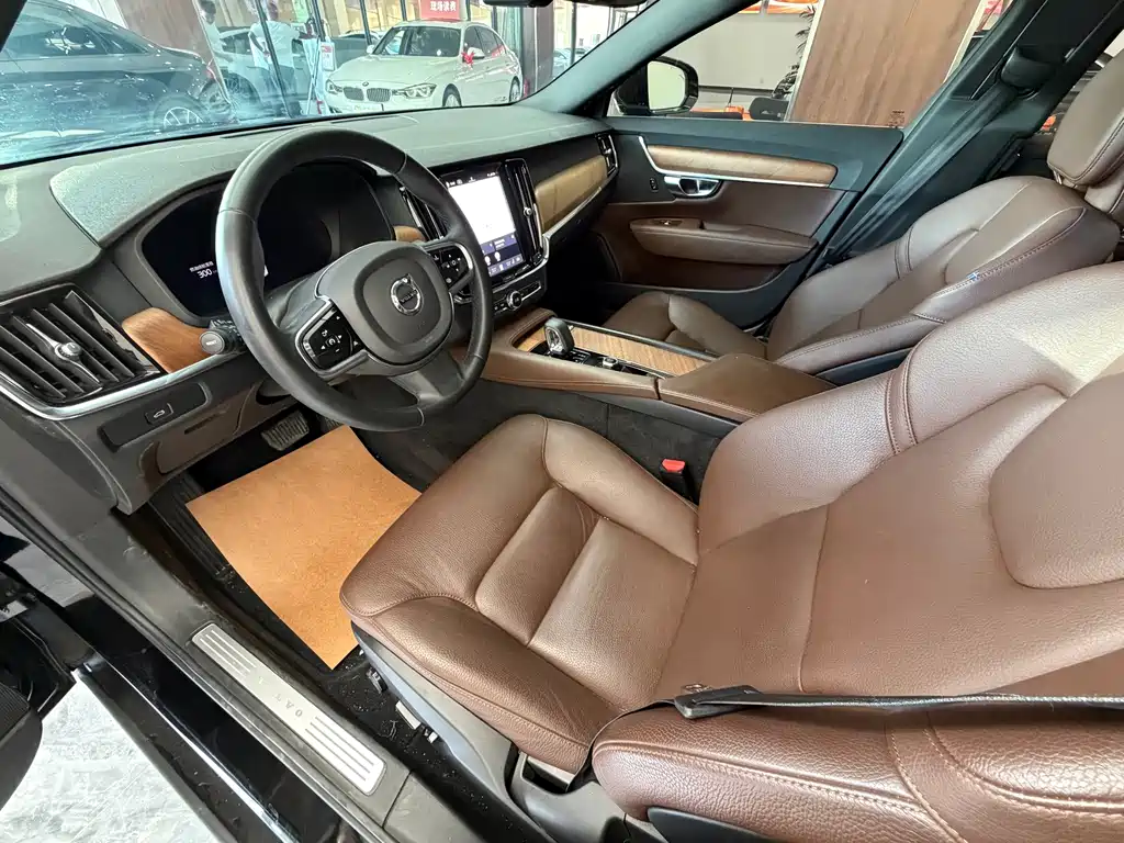 Volvo S90 — миниатюра 12