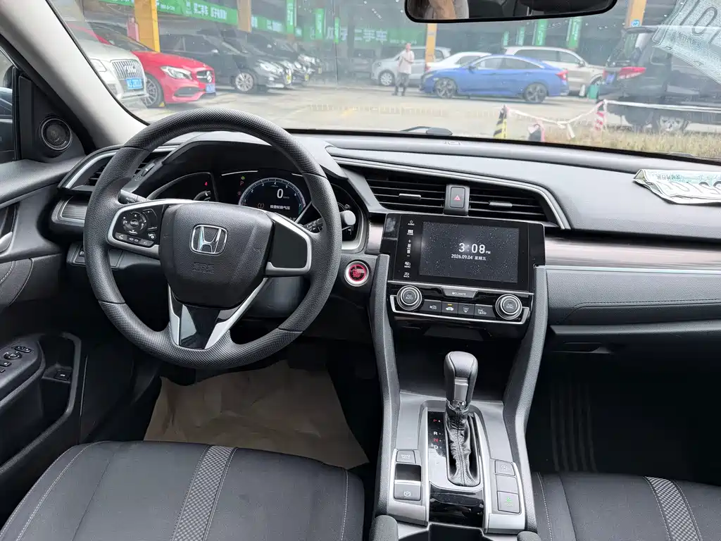 Honda Civic — миниатюра 5