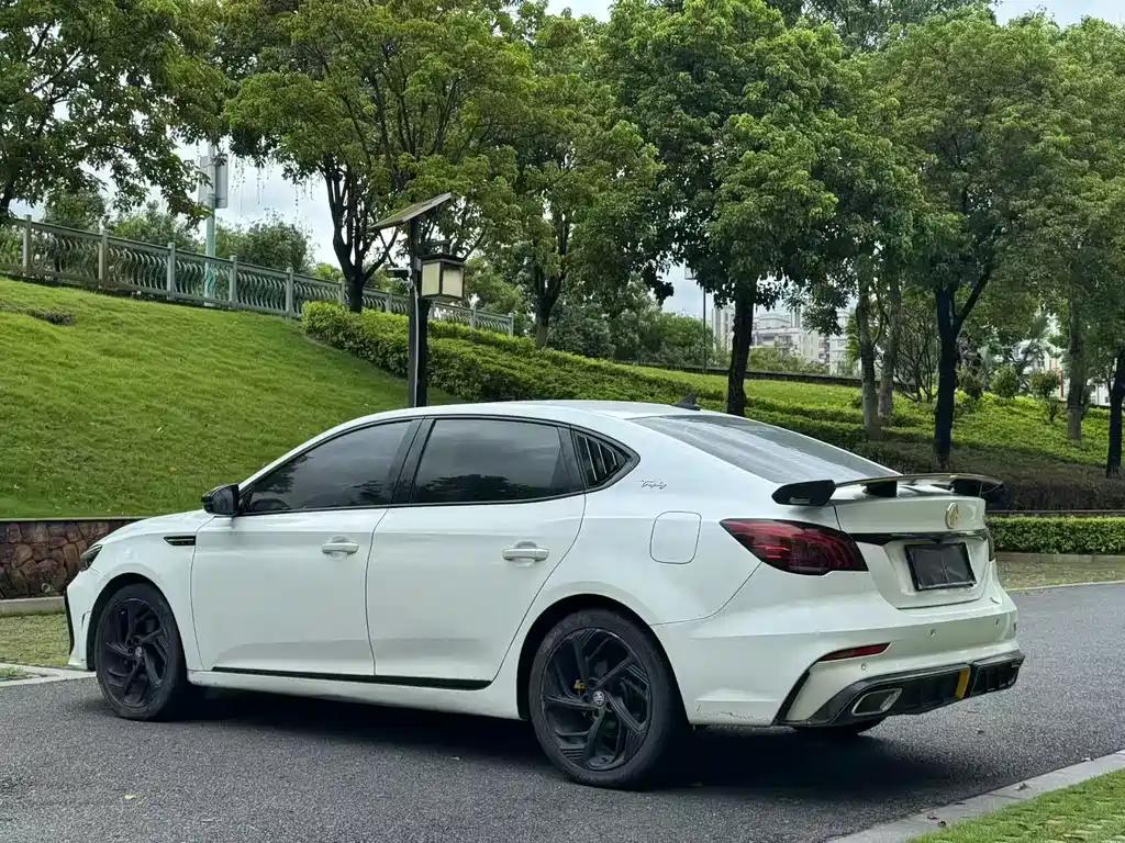 MG MG6 — миниатюра 9