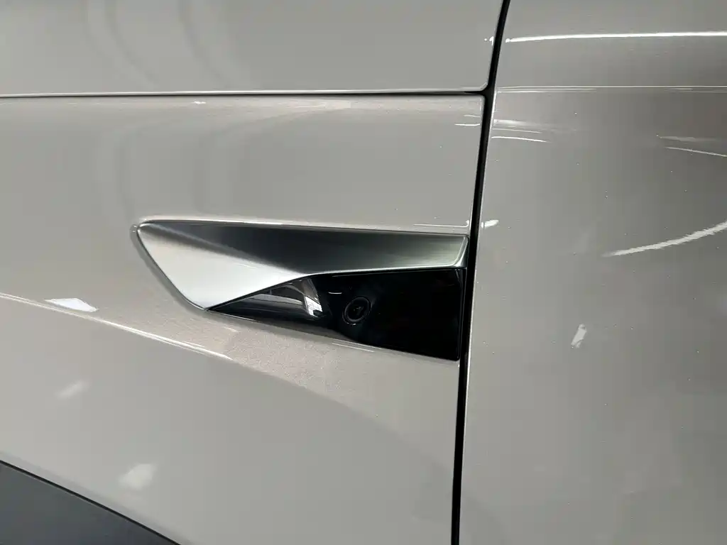 BYD Sealion 07 DM-i — миниатюра 11