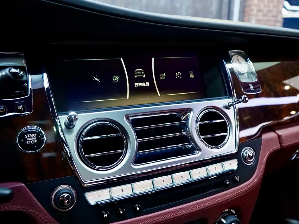 Rolls-Royce Ghost — миниатюра 18