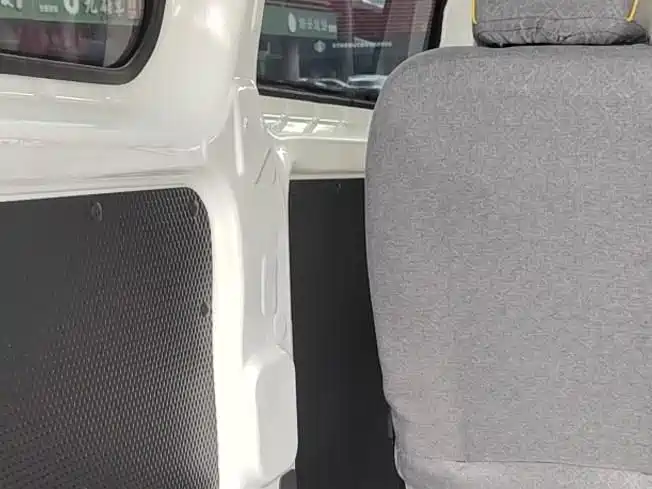 Ford Transit — миниатюра 8
