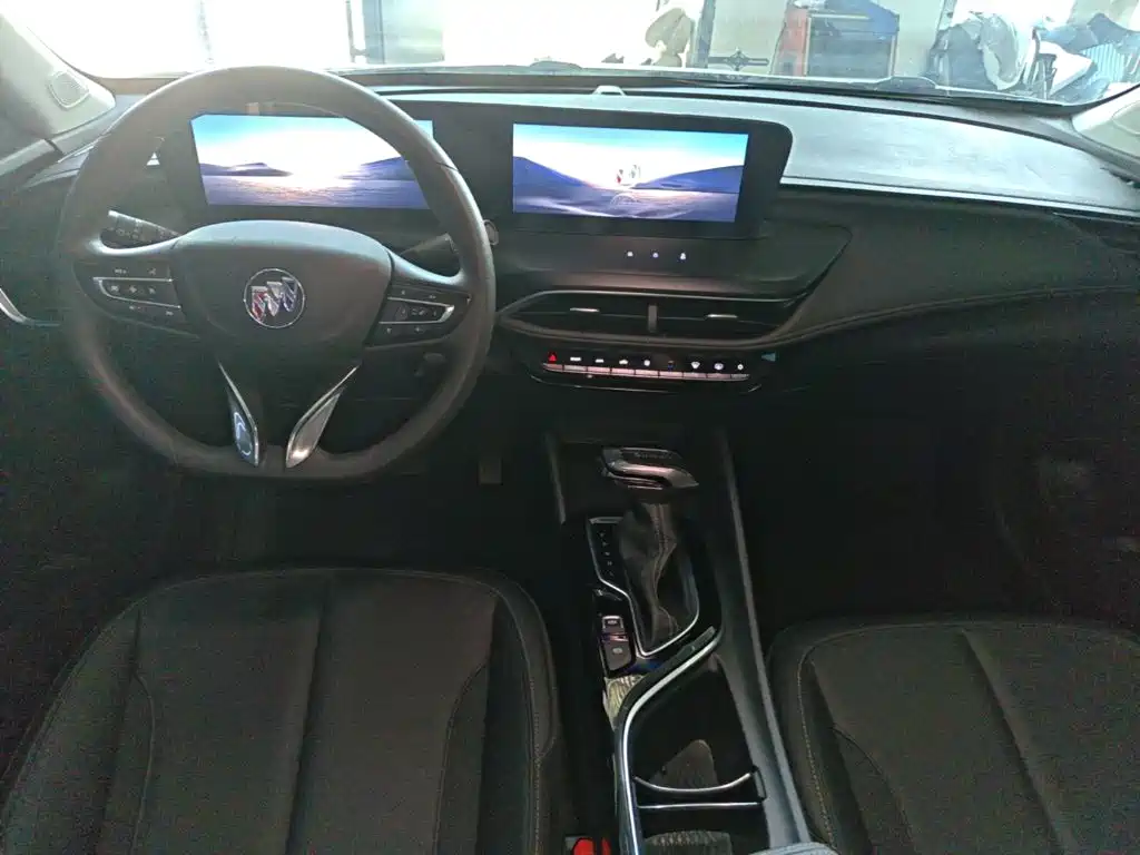 Buick Verano — миниатюра 10