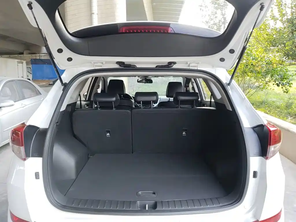 Hyundai Tucson — миниатюра 19
