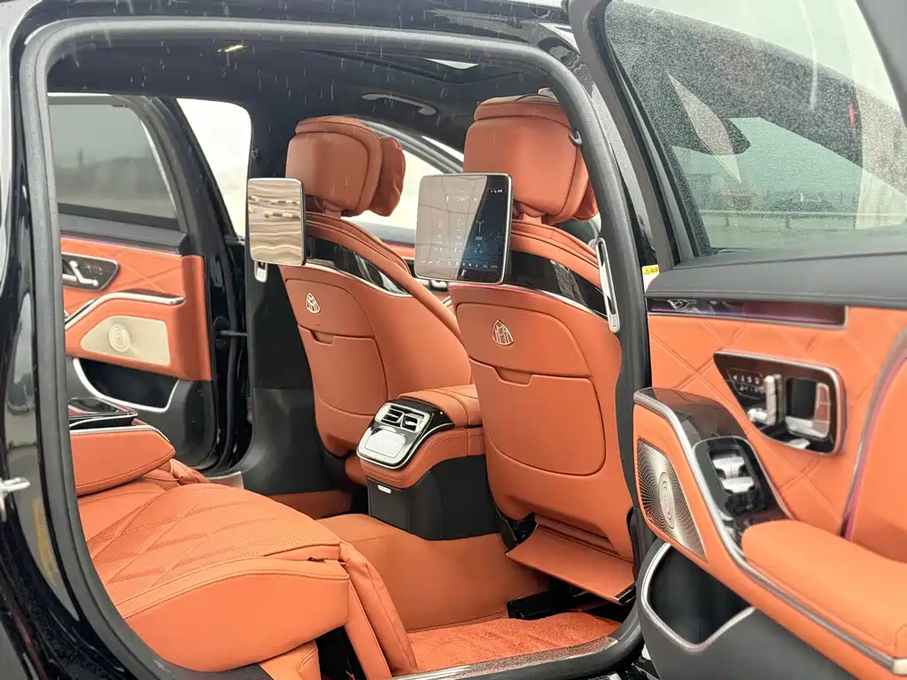 Mercedes-Benz S-Class — миниатюра 7