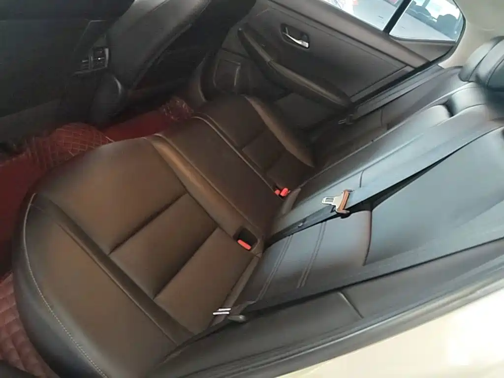 Nissan Sylphy — миниатюра 17