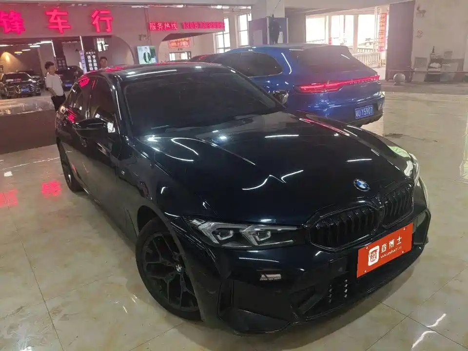 宝马3系 2025款 330Li M运动曜夜套装 2024