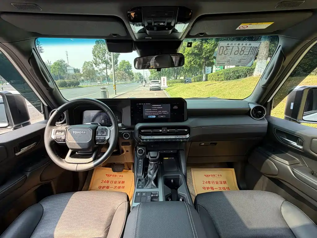 Toyota Prado — миниатюра 13