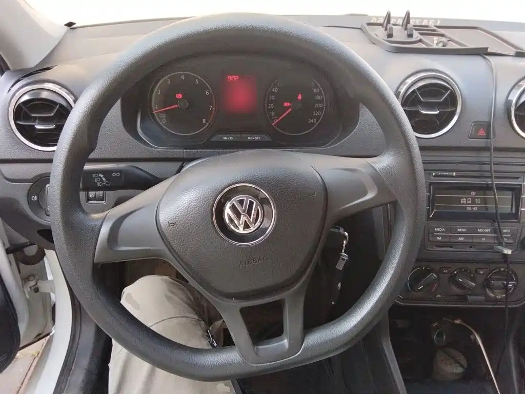 Volkswagen Jetta — миниатюра 7
