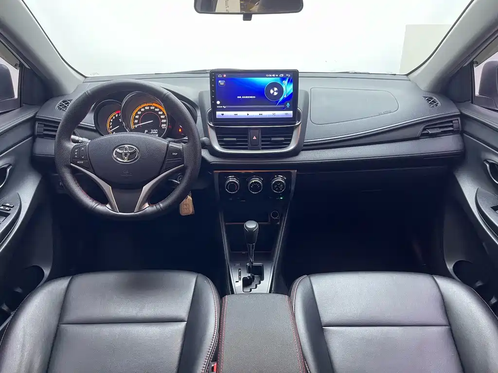 Toyota Yaris L — миниатюра 15